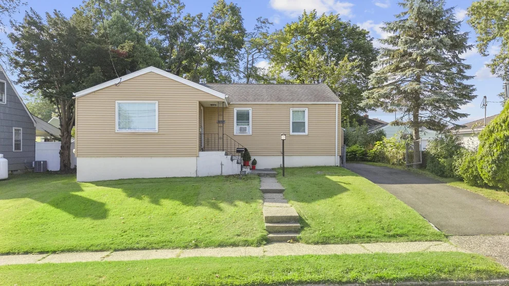 Unit for sale at 603 Goldenrod Avenue, Bridgeport, CT 06606