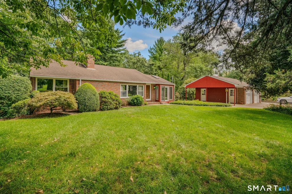 Unit for sale at 26 Blueberry Lane, Lisbon, CT 06351