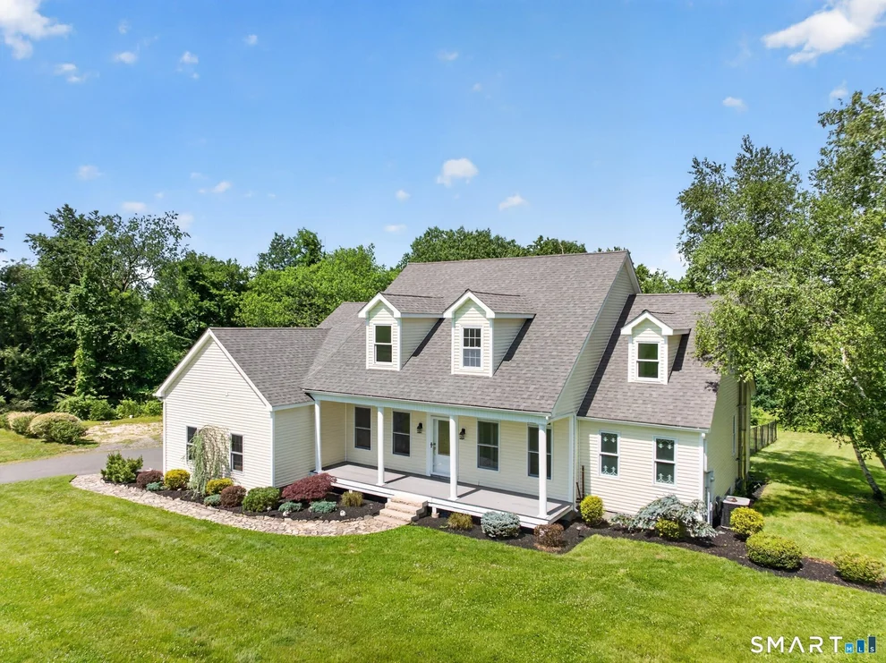 Unit for sale at 365 Munger Lane, Bethlehem, CT 06751