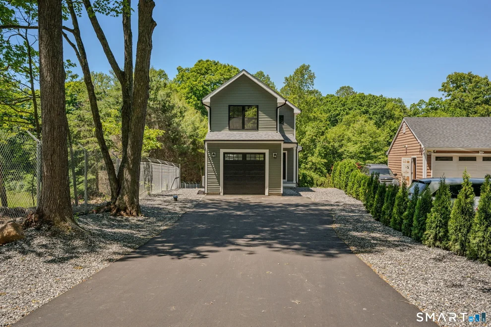 Unit for sale at 73 Cow Hill Road, Clinton, CT 06413