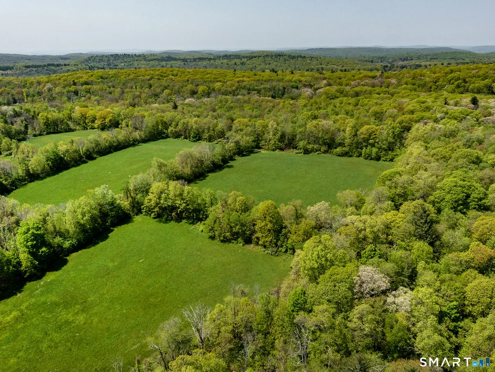 Unit for sale at 215 Melius Road, Warren, CT 06754