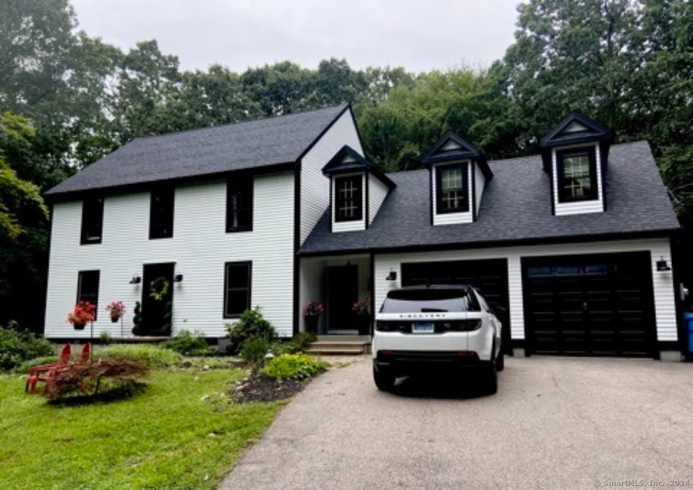 Unit for sale at 85 Bascom Road, Lebanon, CT 06249