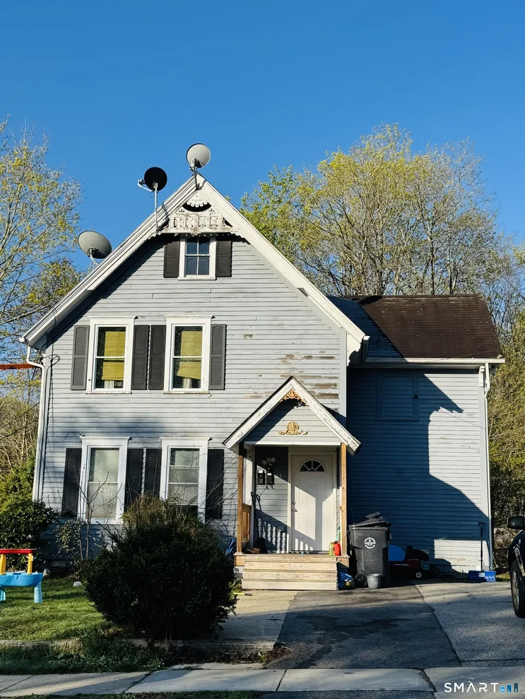 Unit for sale at 63 Prospect Avenue, Killingly, CT 06239