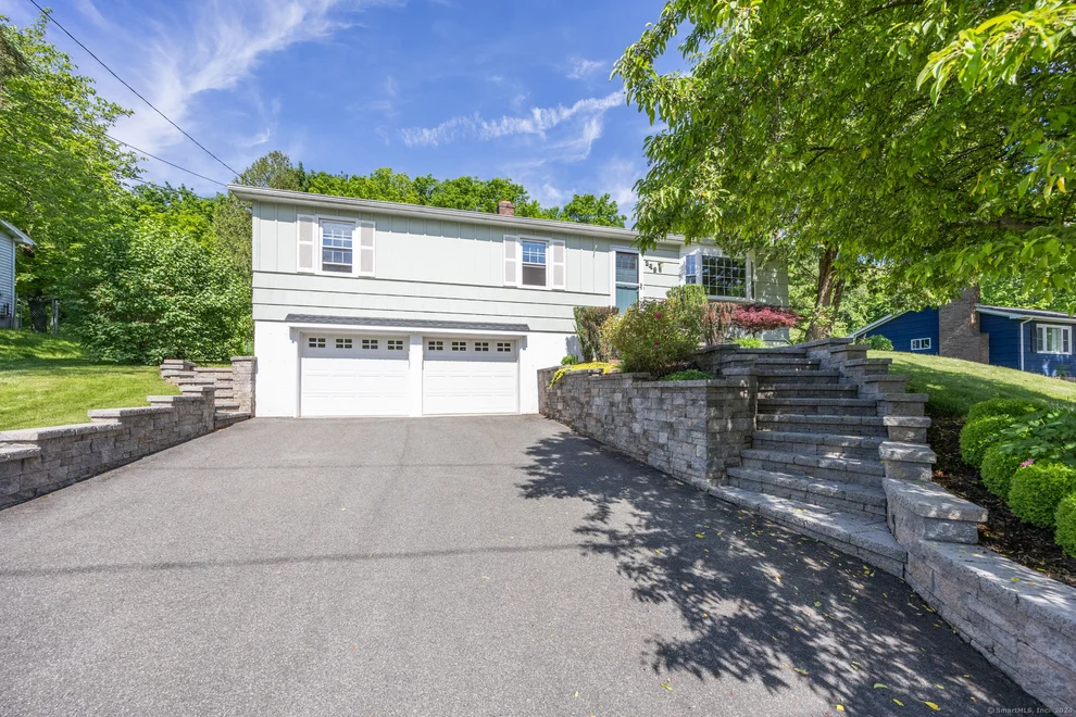 Unit for sale at 249 Winthrop Drive, Cheshire, CT 06410
