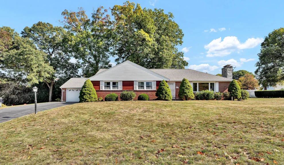 Unit for sale at 8 Priscilla Lane, Bristol, CT 06010