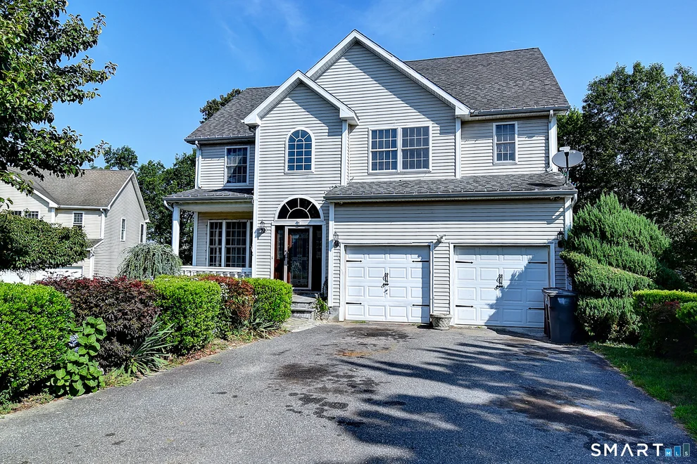 Unit for sale at 190 Auburn Street, Naugatuck, CT 06770