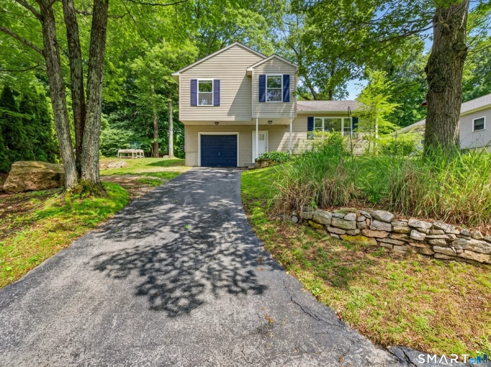 Unit for sale at 46 Spring Glen Road, East Lyme, CT 06357
