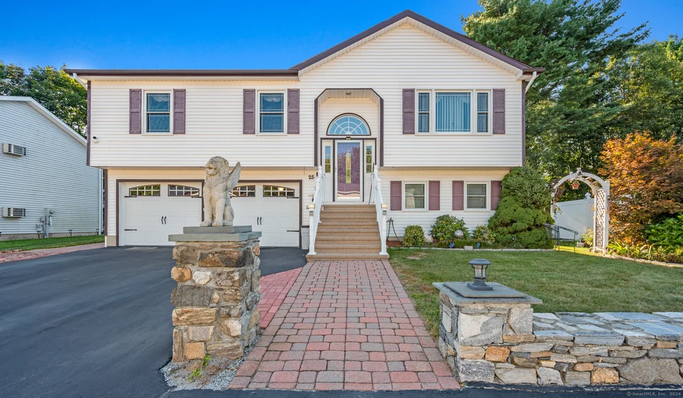 Unit for sale at 25 Laurie Place, Waterbury, CT 06704