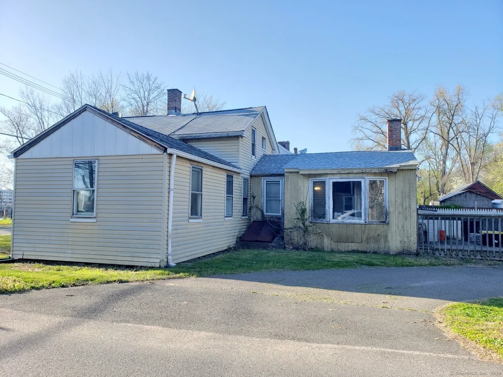 Unit for sale at 102 Water Street, East Windsor, CT 06088