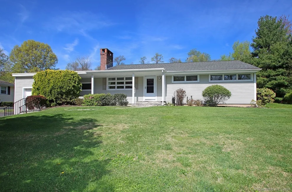 Unit for sale at 1798 Hartford Turnpike, North Haven, CT 06473