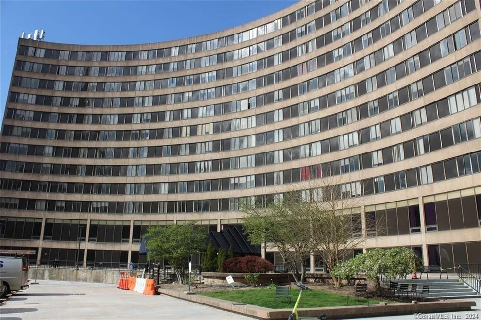 Unit for sale at 100 Wells Street, Hartford, CT 06103