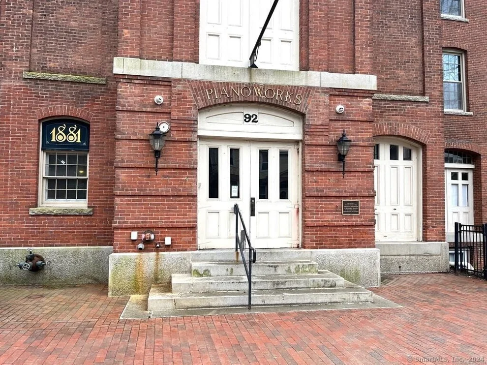 Unit for sale at 92 Main Street, Deep River, CT 06417