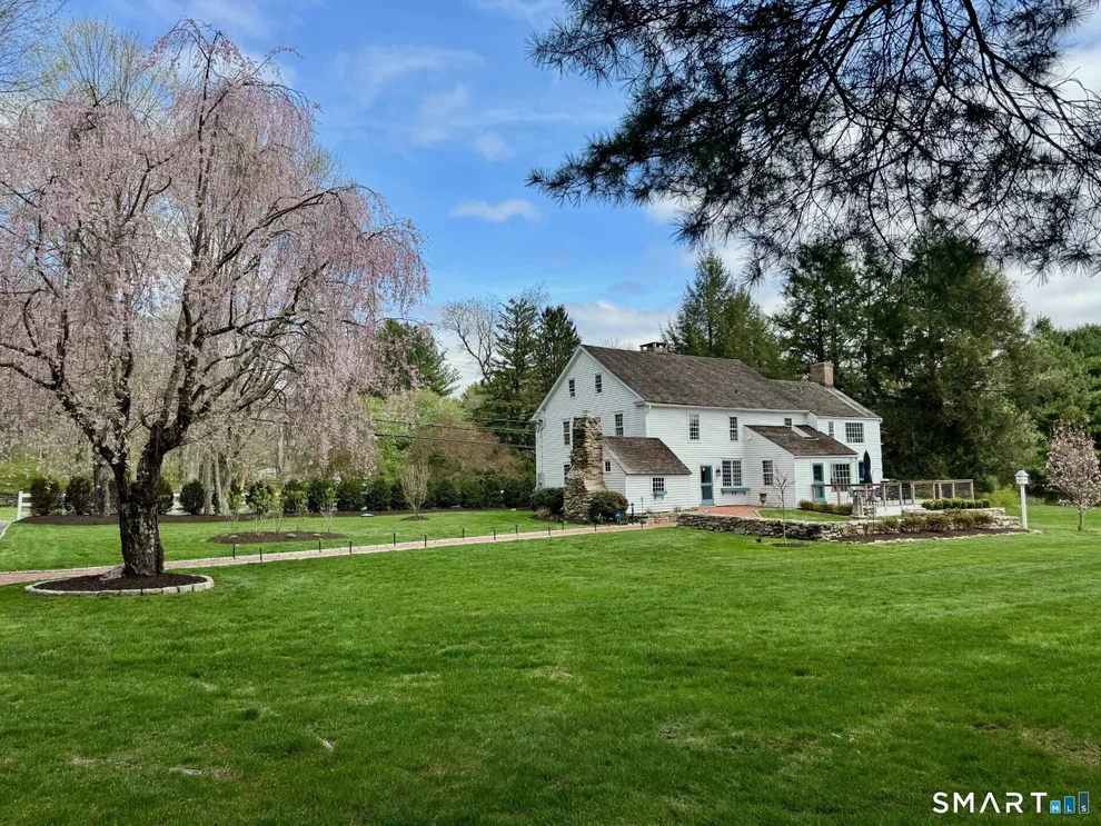 Unit for sale at 55 Good Hill Road, Woodbury, CT 06798