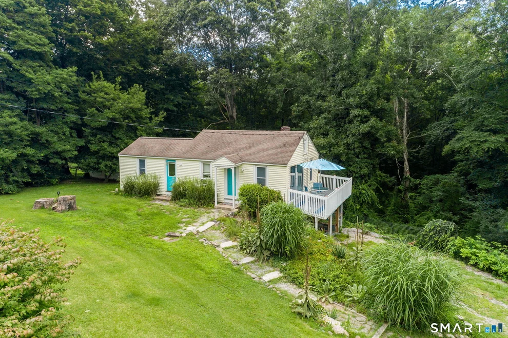 Unit for sale at 70 Browns Lane, Old Lyme, CT 06371