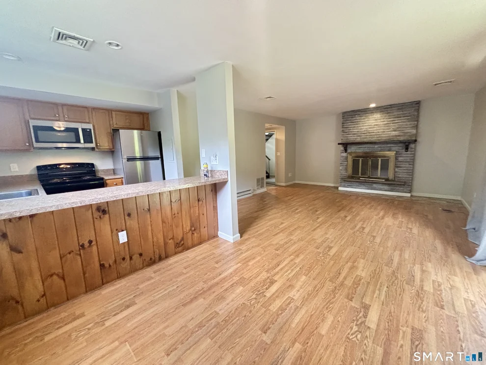Unit for sale at 229 Bacon Pond Road, Woodbury, CT 06798