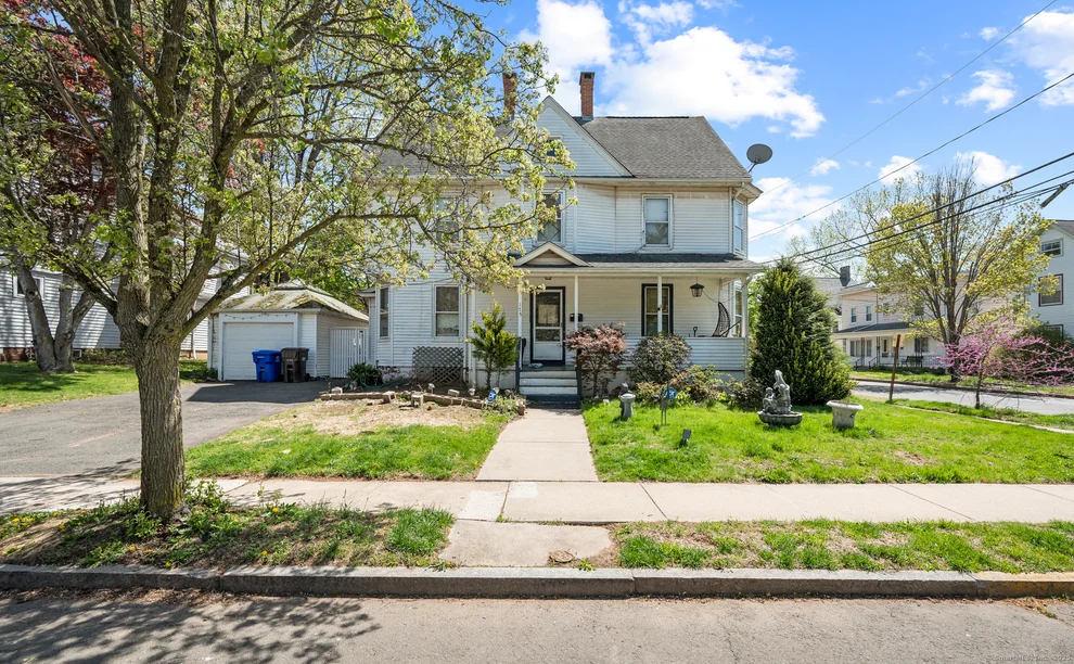 Unit for sale at 175 Lincoln Street, Middletown, CT 06457