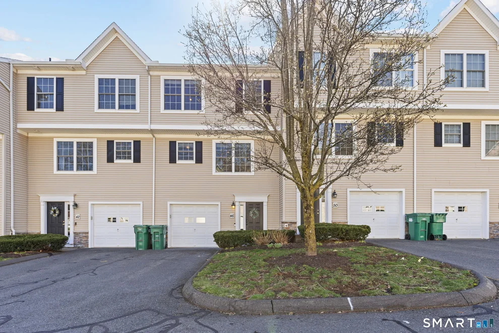 Unit for sale at 46 Donahue Lane, Manchester, CT 06042