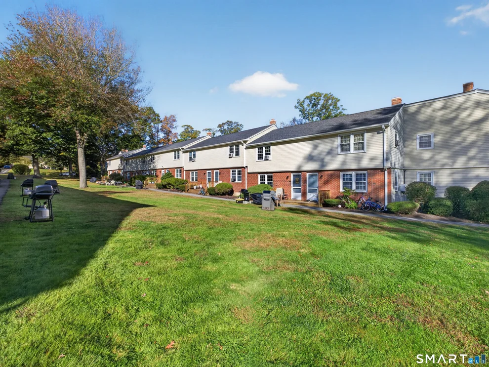 Unit for sale at 6 Carolina Drive, Montville, CT 06370