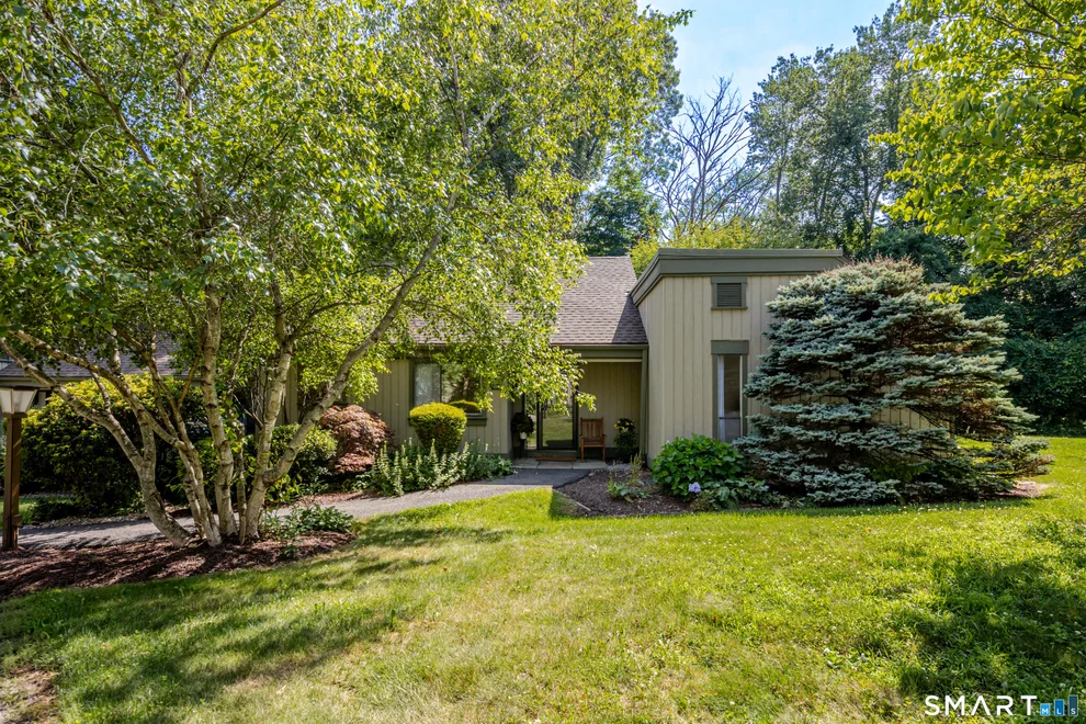 Unit for sale at 818 Heritage Village, Southbury, CT 06488