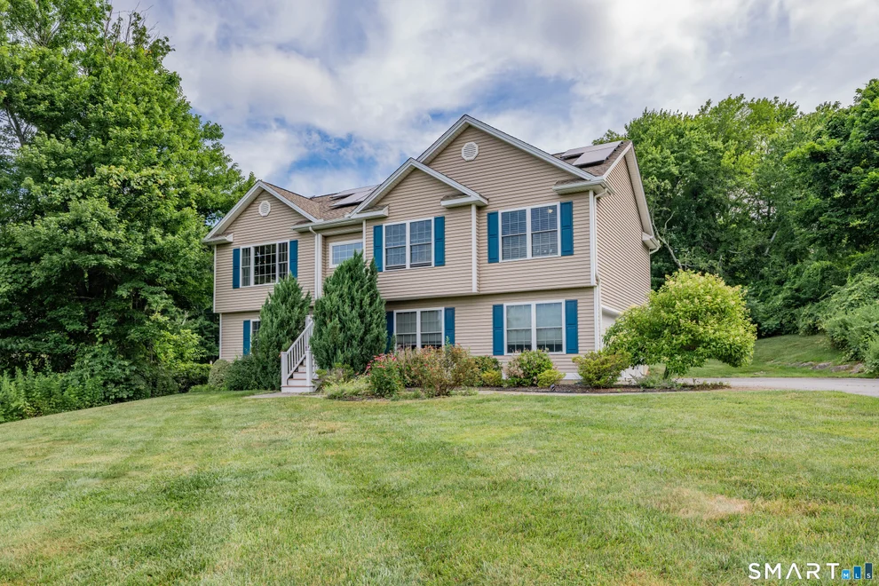 Unit for sale at 122 Uconn Drive, Burlington, CT 06013