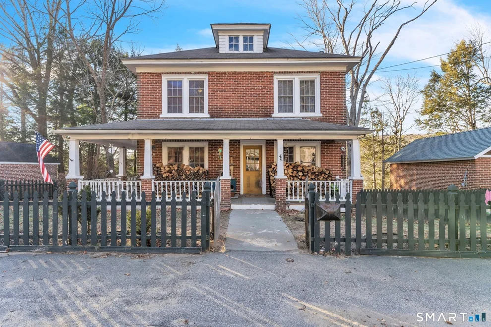 Unit for sale at 40 Grant Avenue, Stafford, CT 06076