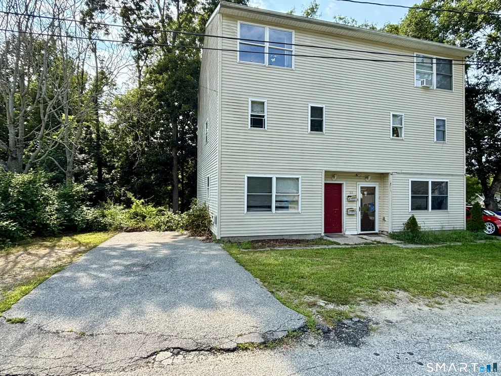 Unit for sale at 10 Hillcrest Street, Norwich, CT 06360