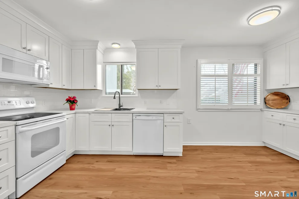 Unit for sale at 98 Heritage Village, Southbury, CT 06488
