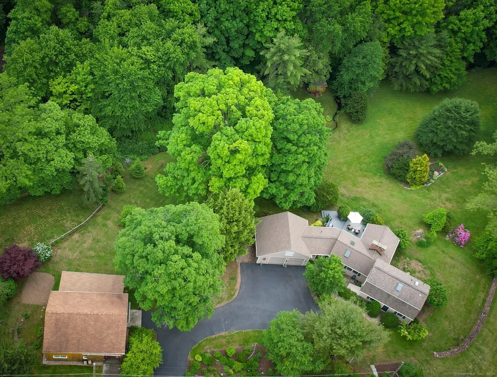 Unit for sale at 4 North Road, East Granby, CT 06026