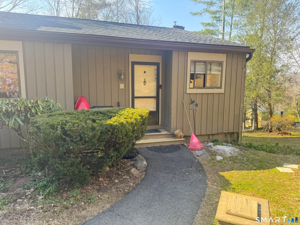 Unit for sale at 3 Tamarack Lane, Woodbury, CT 06798