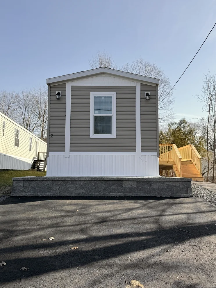 Unit for sale at 2 Terr, Vernon, CT 06066