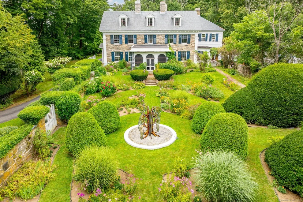 Unit for sale at 357 Wrights Crossing Road, Pomfret, CT 06259