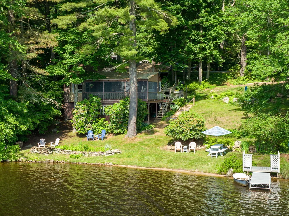 Unit for sale at 12 Beaver Dam Road, Woodstock, CT 06282