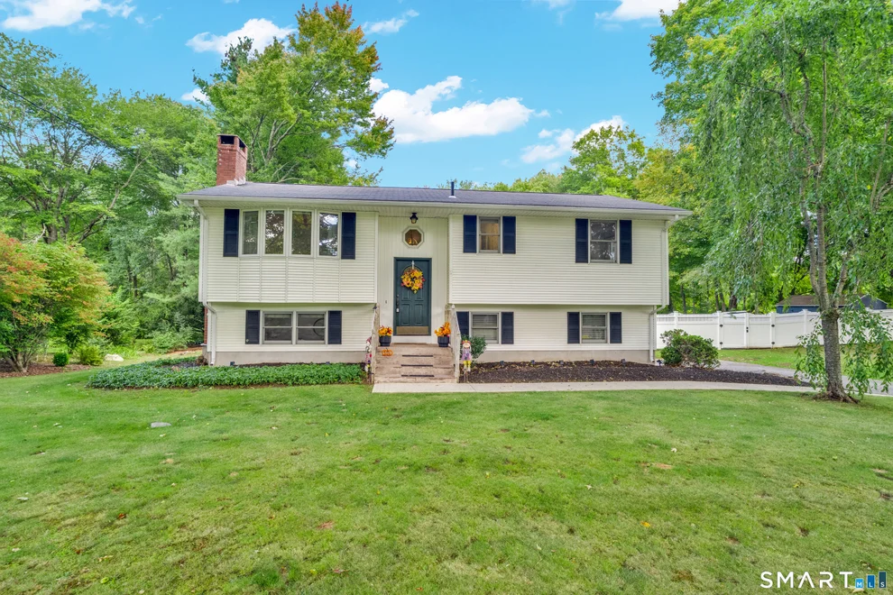 Unit for sale at 256 Gilead Street, Hebron, CT 06248
