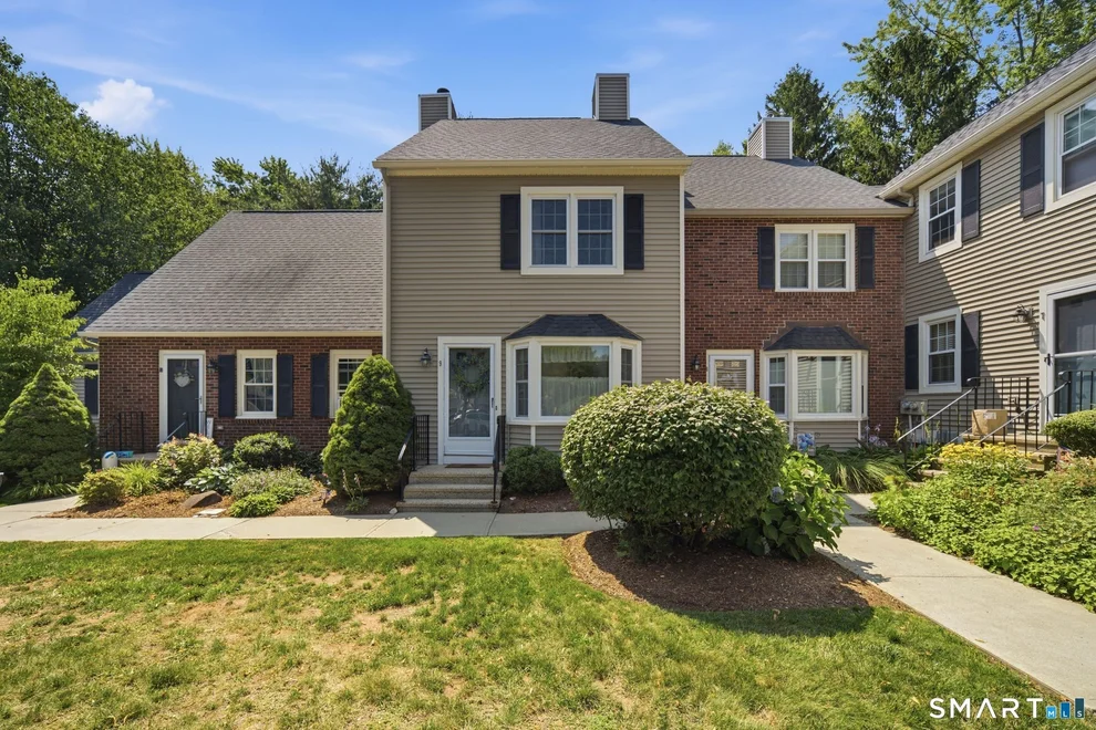 Unit for sale at 9 Braintree Court, Suffield, CT 06078
