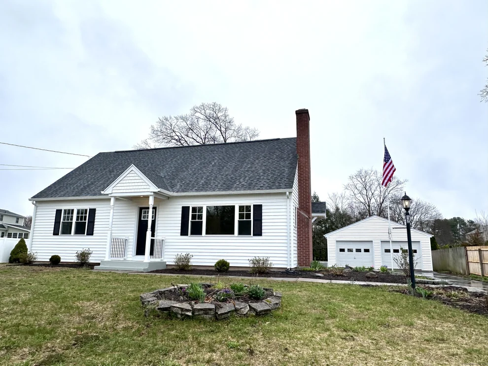 Unit for sale at 12 John Street, Windsor Locks, CT 06096