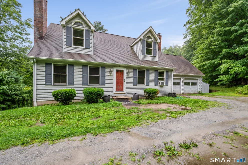 Unit for sale at 9 Delphi Road, Stafford, CT 06076