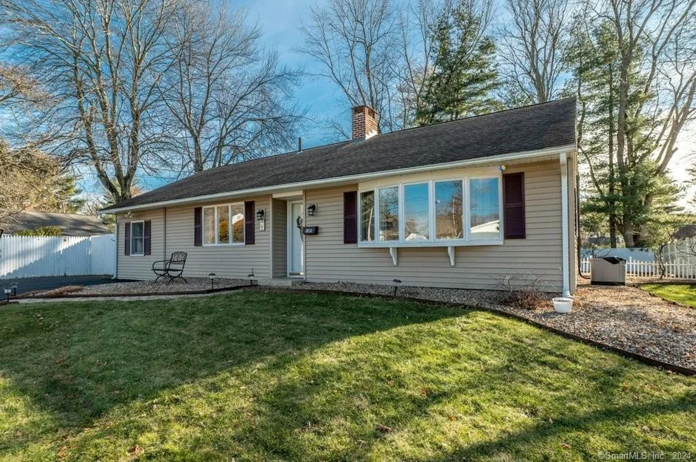 Unit for sale at 19 Transit Lane, East Hartford, CT 06118