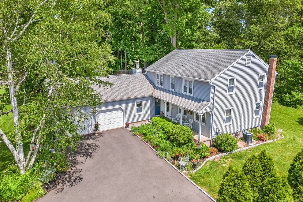 Unit for sale at 95 Butternut Lane, Southington, CT 06489