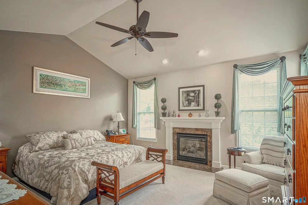 Unit for sale at 9 Poplar Drive, Prospect, CT 06712