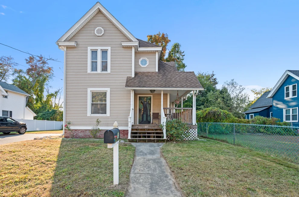 Unit for sale at 15 Dean Avenue, East Windsor, CT 06088
