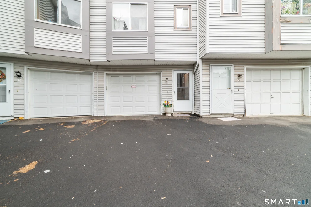 Unit for sale at 35 Pearl Lake Road, Waterbury, CT 06706