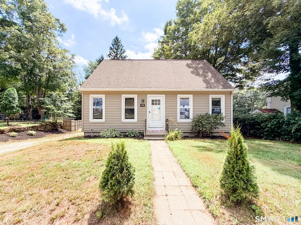 Unit for sale at 480 Main Street, Plainfield, CT 06354