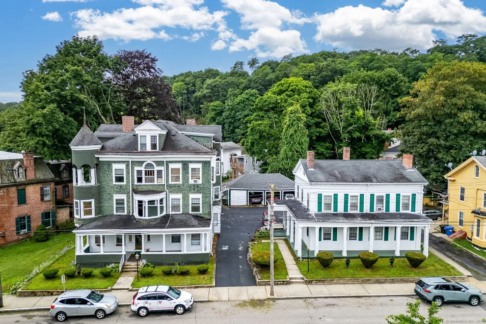 Unit for sale at 170 Broadway, Norwich, CT 06360