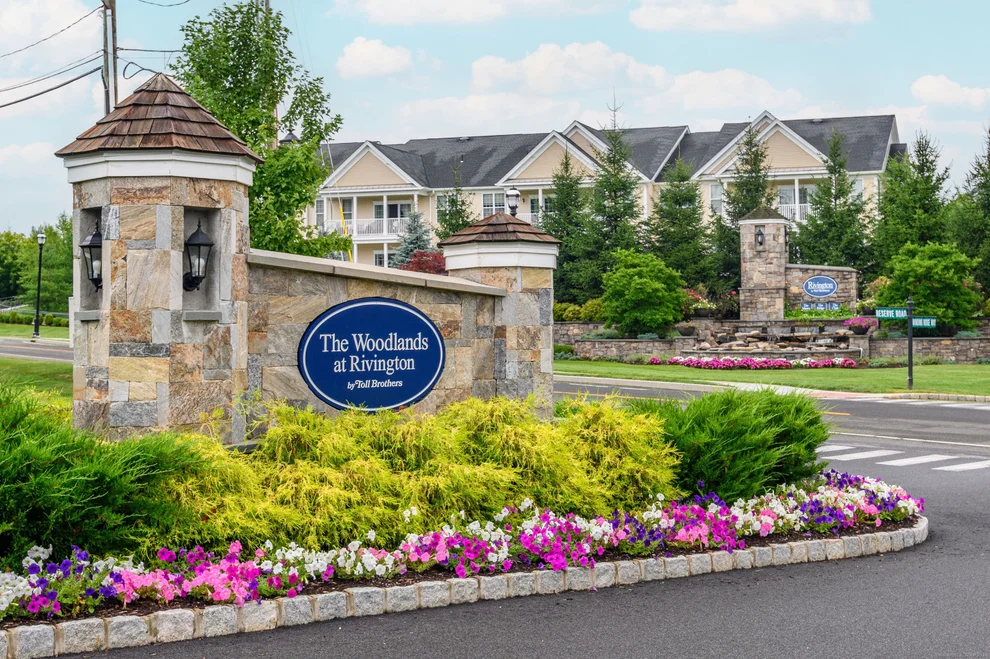 Unit for sale at 7 Brentwood Circle, Danbury, CT 06801