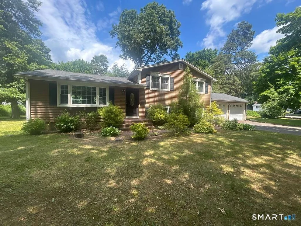 Unit for sale at 21 Larson Drive, North Haven, CT 06473
