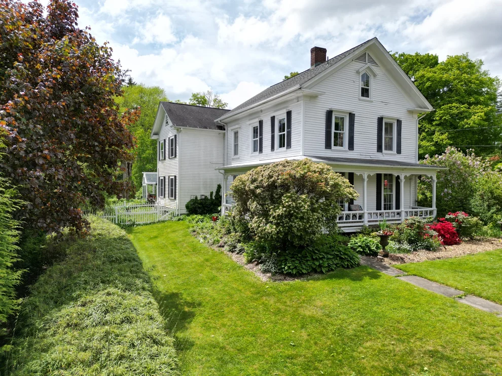 Unit for sale at 241 Woodbury Road, Watertown, CT 06795