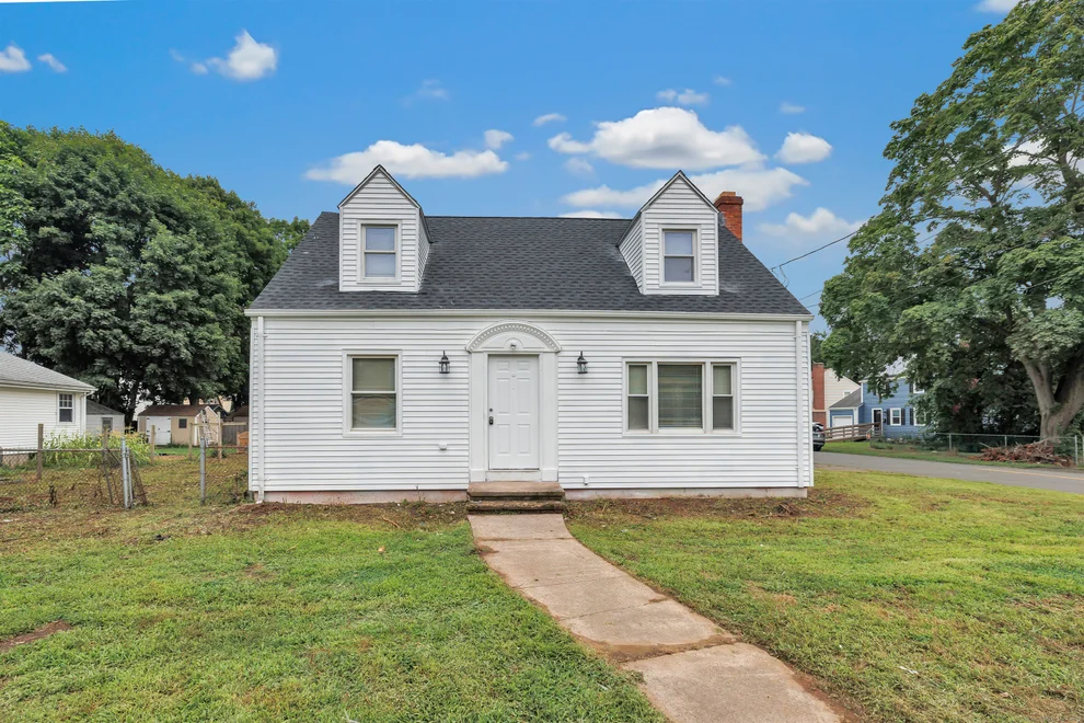 Unit for sale at 22 Noble Street, Hamden, CT 06514
