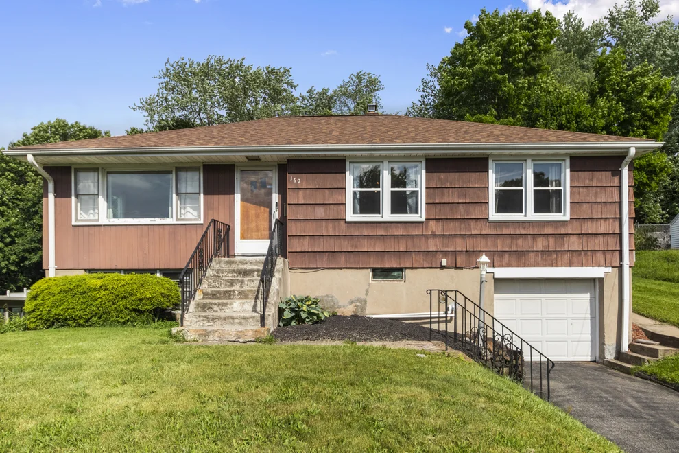 Unit for sale at 160 Columbus Avenue, Meriden, CT 06451
