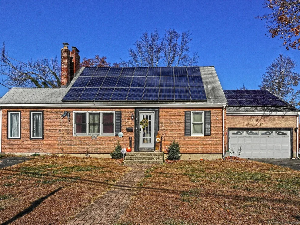 Unit for sale at 36 Kenwood Road, Milford, CT 06460