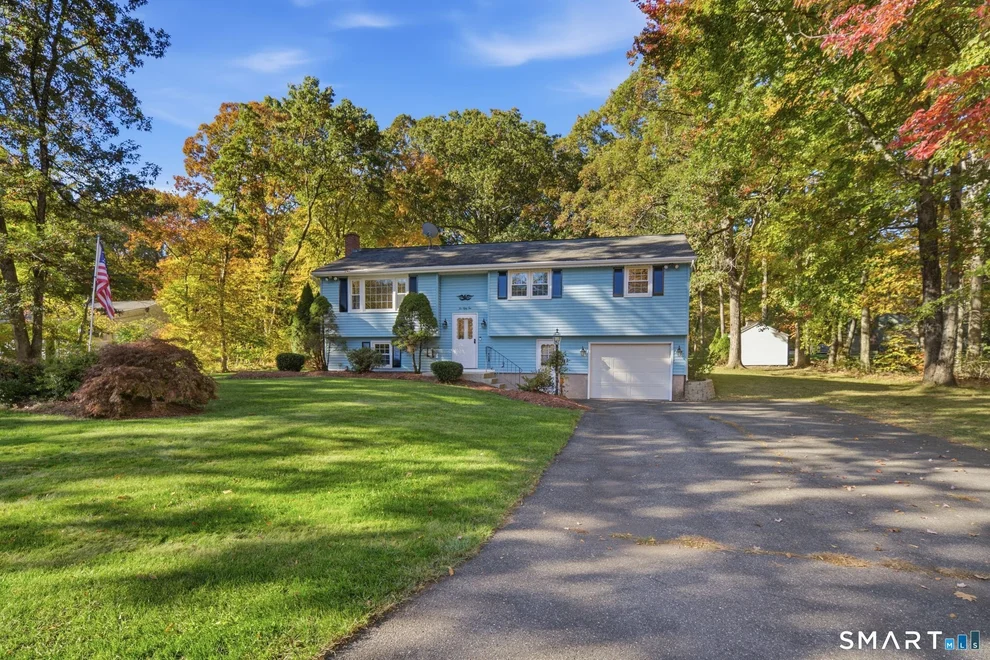 Unit for sale at 252 Twin Hills Drive, Coventry, CT 06238